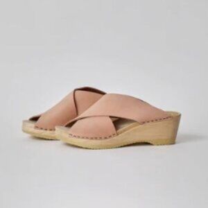 No. 6 Frida Clog Mid Wedge in Pink Sand